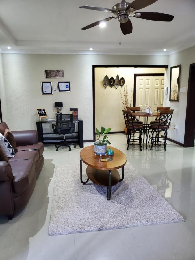 Maison Romantique Кингстън Екстериор снимка